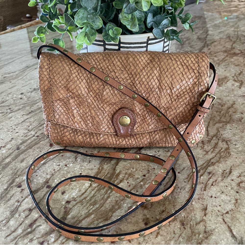 NWOT Anthropologie Frye Snakeskin Crossbody Genuine Tan Leather Clutch Bag